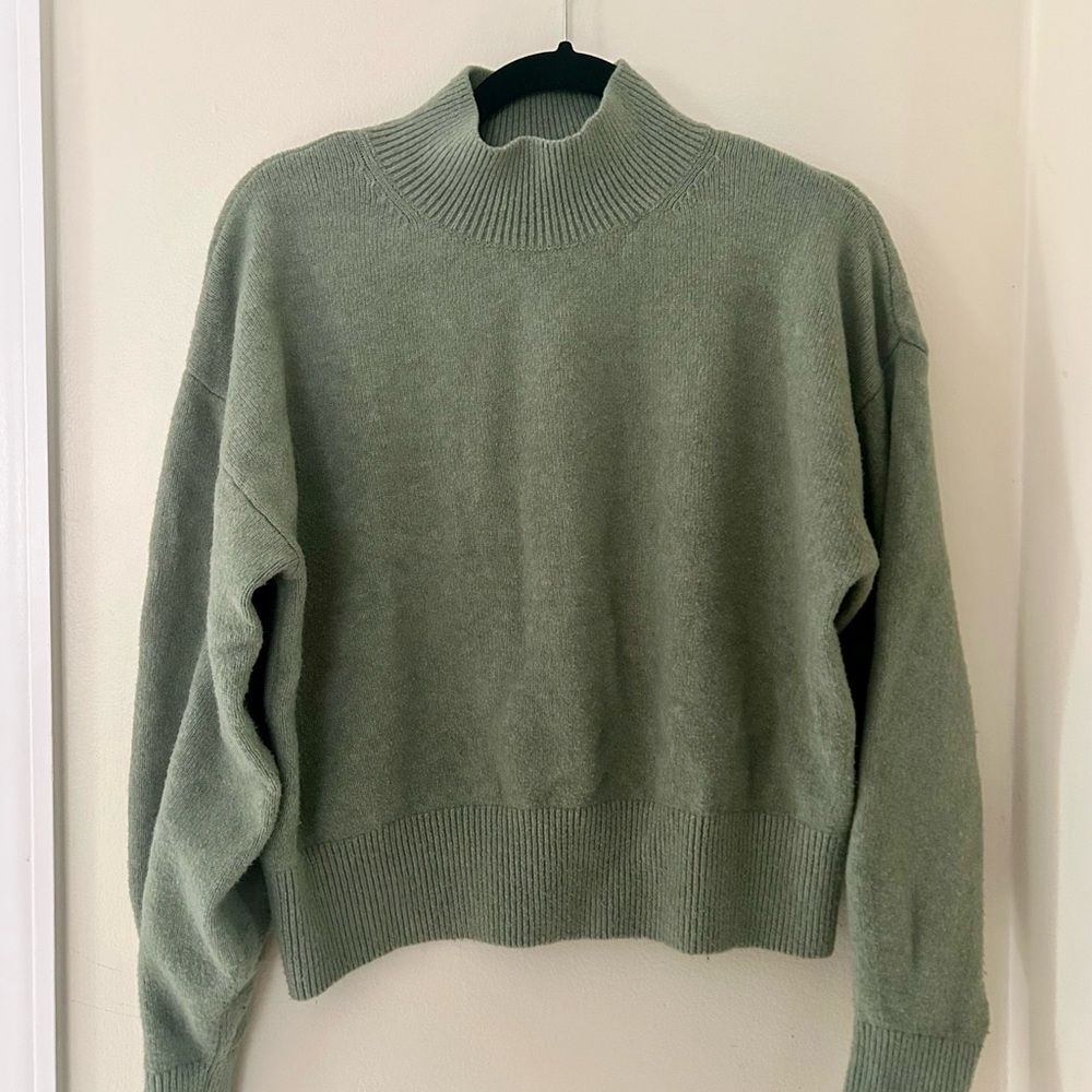 Women's Light Green Turtleneck Sweater